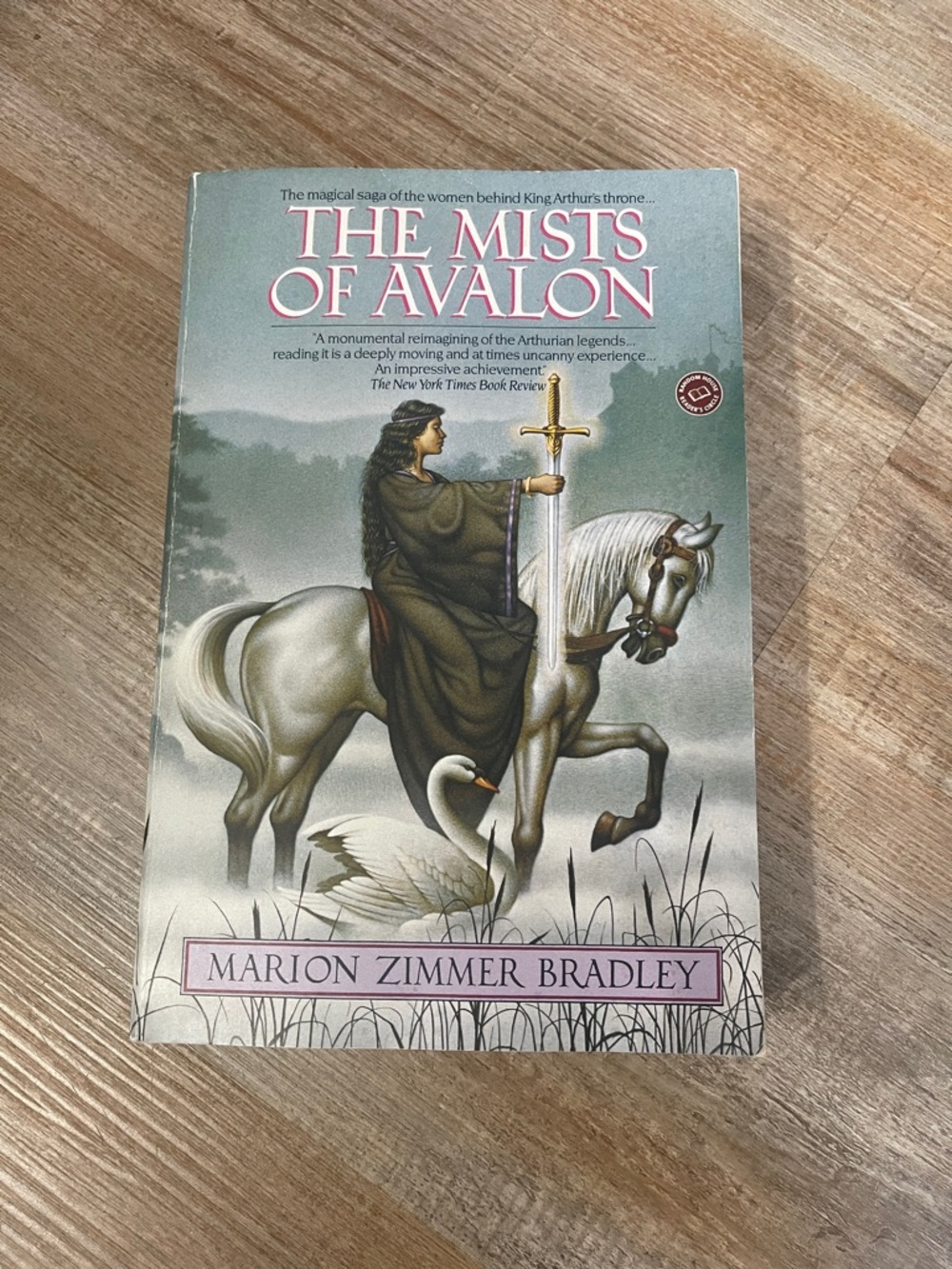The Mists of Avalon by Marion Zimmer Bradley - Softcover, Green Cover